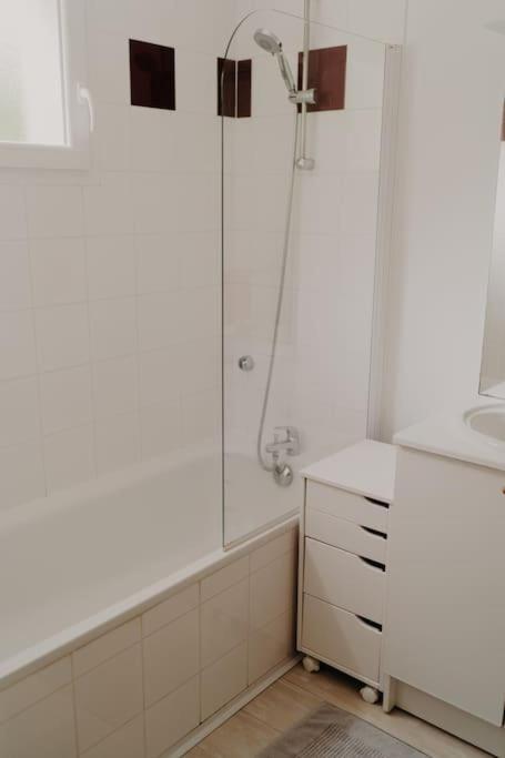 Appartement Le Nid à Aureilhan  Extérieur photo